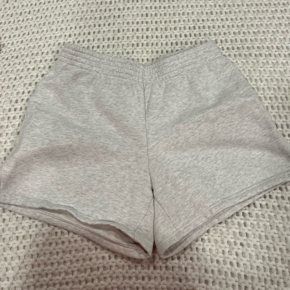 Aritizia TNA COZY FLEECE PERFECT 5" Sweatshort